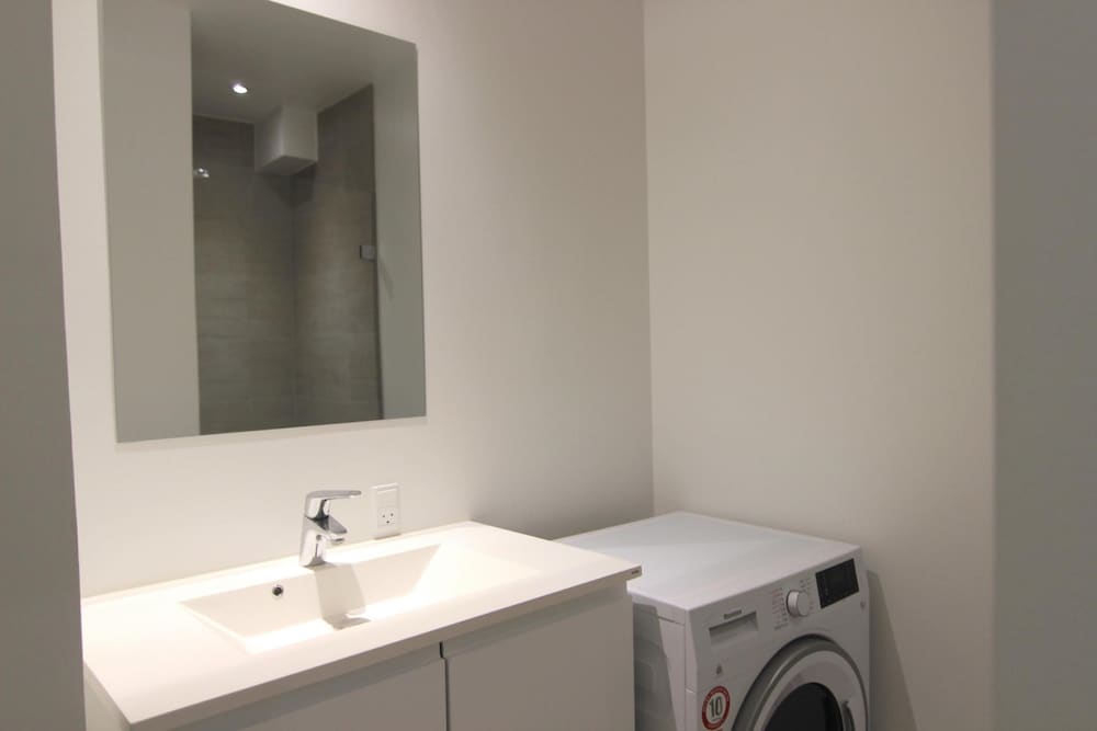 Apartment photo 2