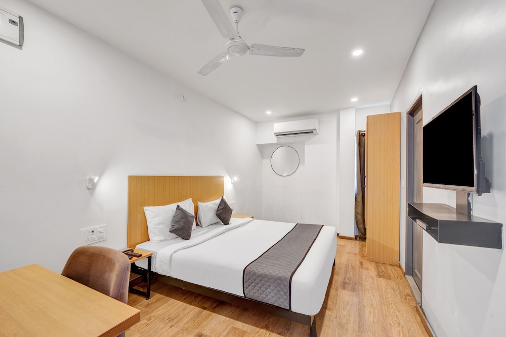 Deluxe Double Room - Photo 1