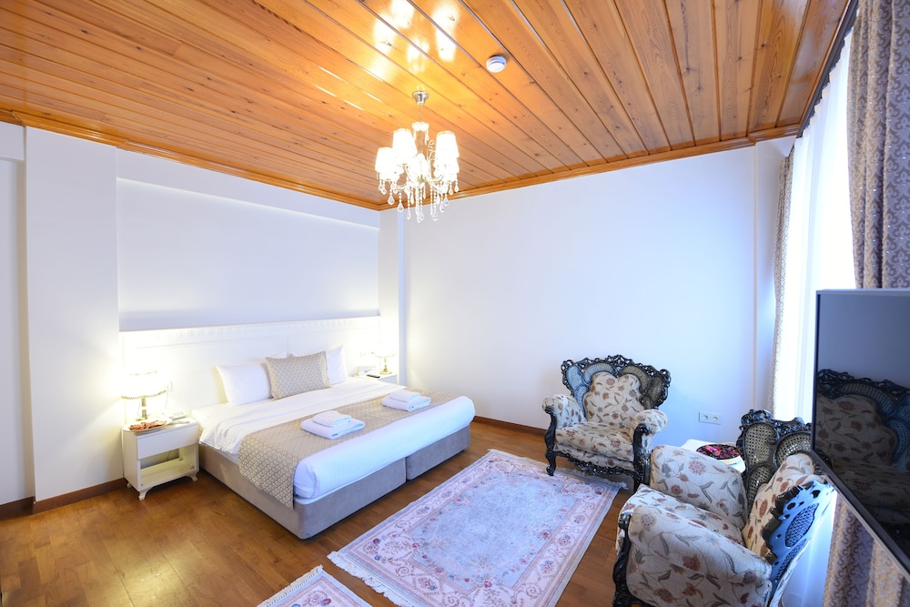 Standard Triple Room photo 2