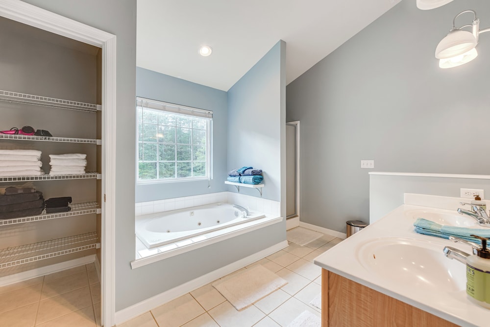 House (Multiple Bedrooms) photo 3