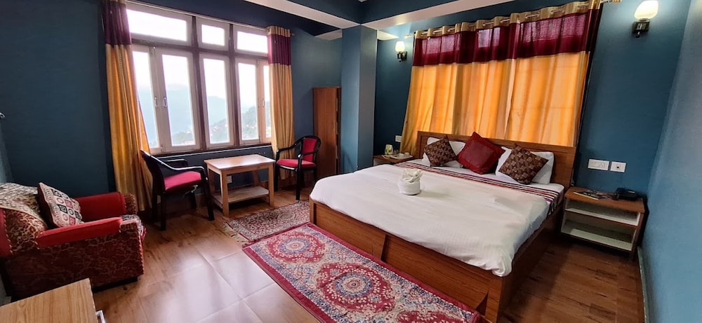 Deluxe Double Room photo 2