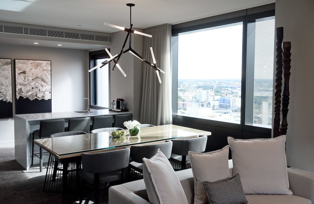 Suite, 1 Bedroom, City View
