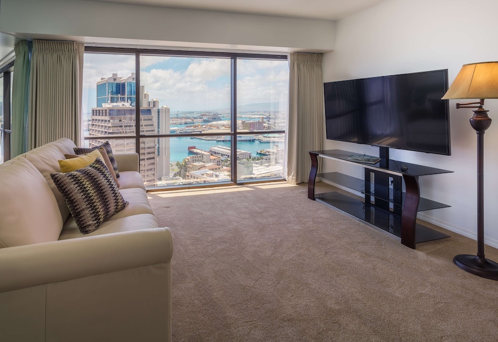 Executive Suite, 1 Bedroom (Harbour View) - Photo 4