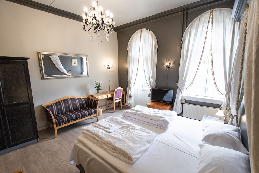 Double Room - Photo 4