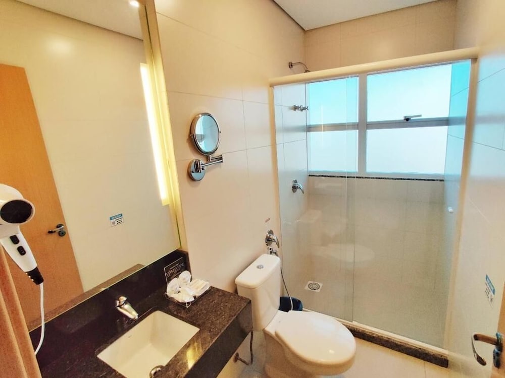 Deluxe Double or Twin Room - Photo 2
