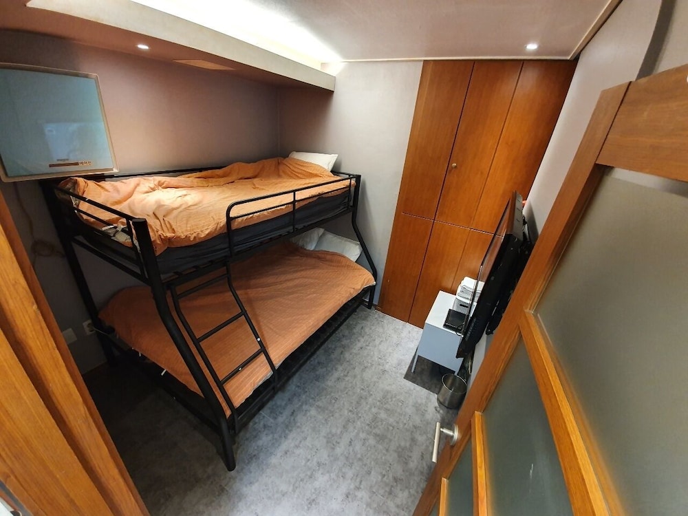 Triple Room - Photo 1