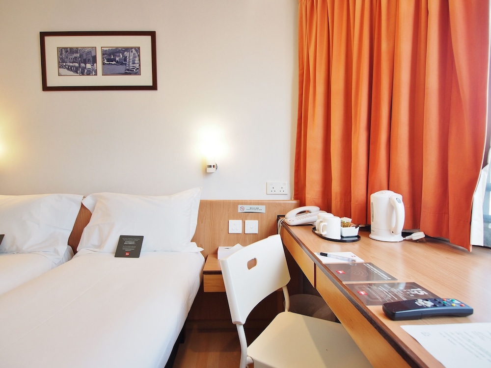 Superior Room, 2 Twin Beds photo 3
