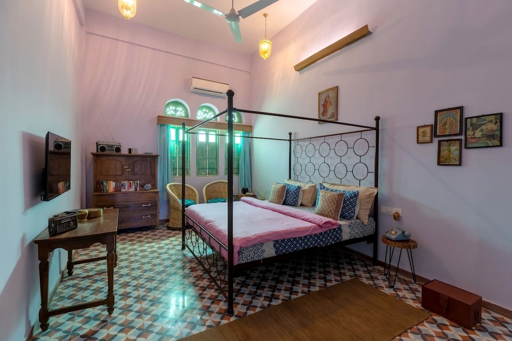 Luxury AC Room