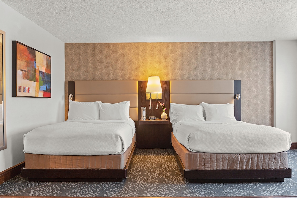 Basic Room, 2 Double Beds - Photo 3