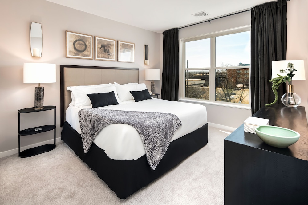 Luxury Apartment, 1 Bedroom, Kitchen photo 3