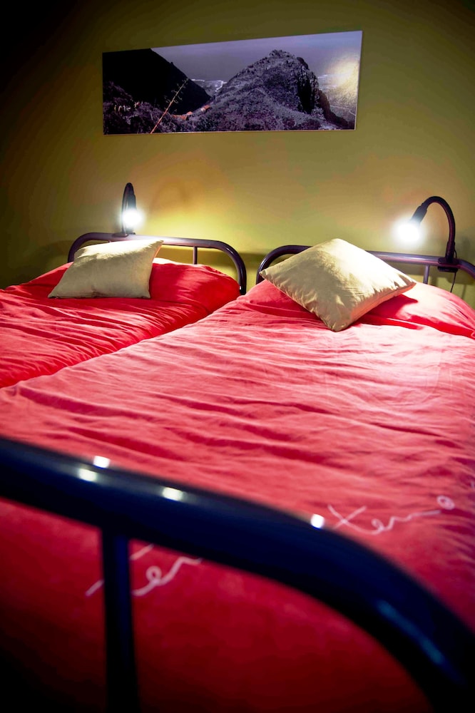 Basic Room, Private Bathroom, Mountain View