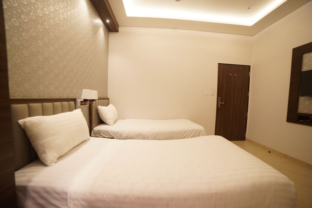 Executive Room photo 2