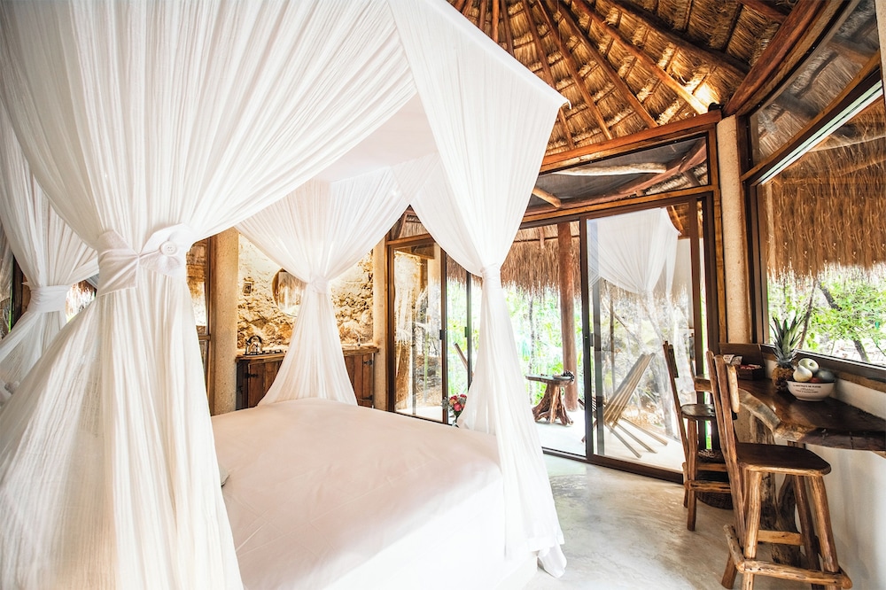 Mayan Gods Cabins - Photo 1