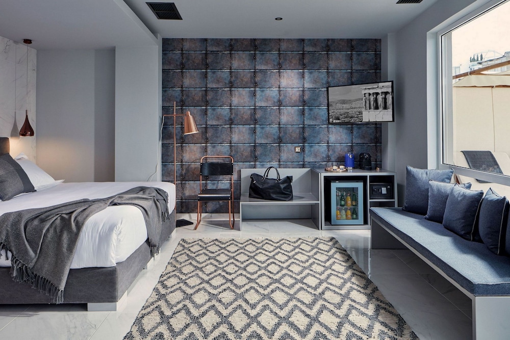 Deluxe Suite, Terrace (Acropolis View) photo 1