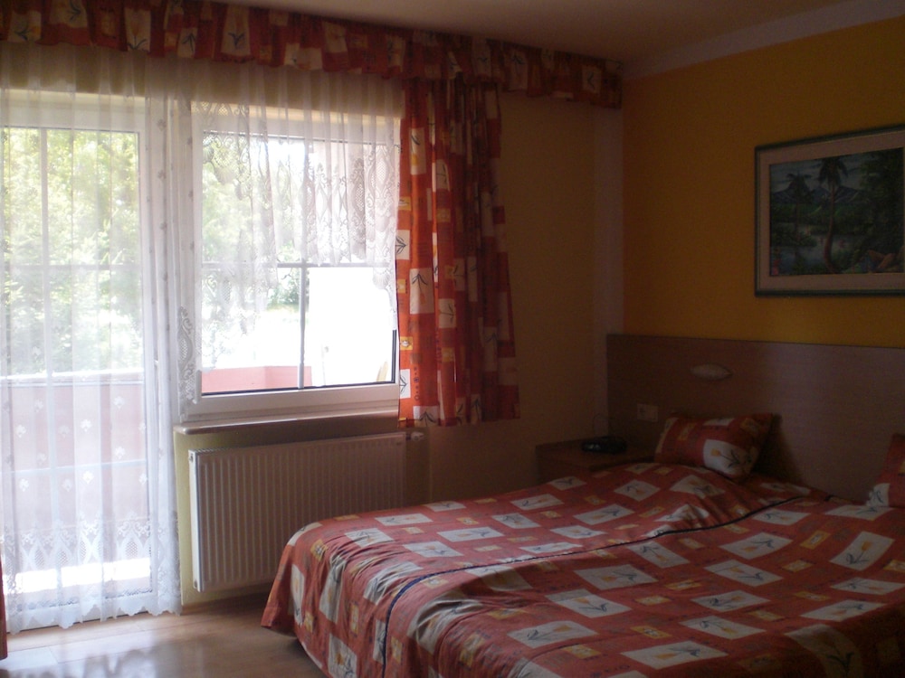 Superior Quadruple Room photo 2
