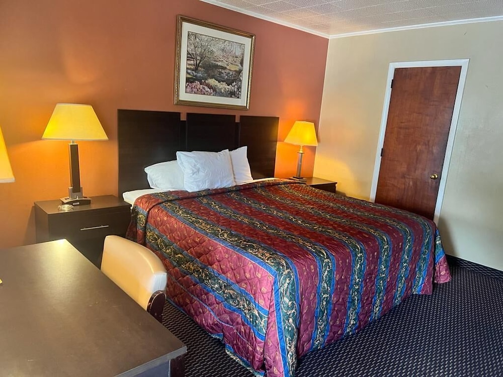 Standard Room, 1 King Bed, Smoking