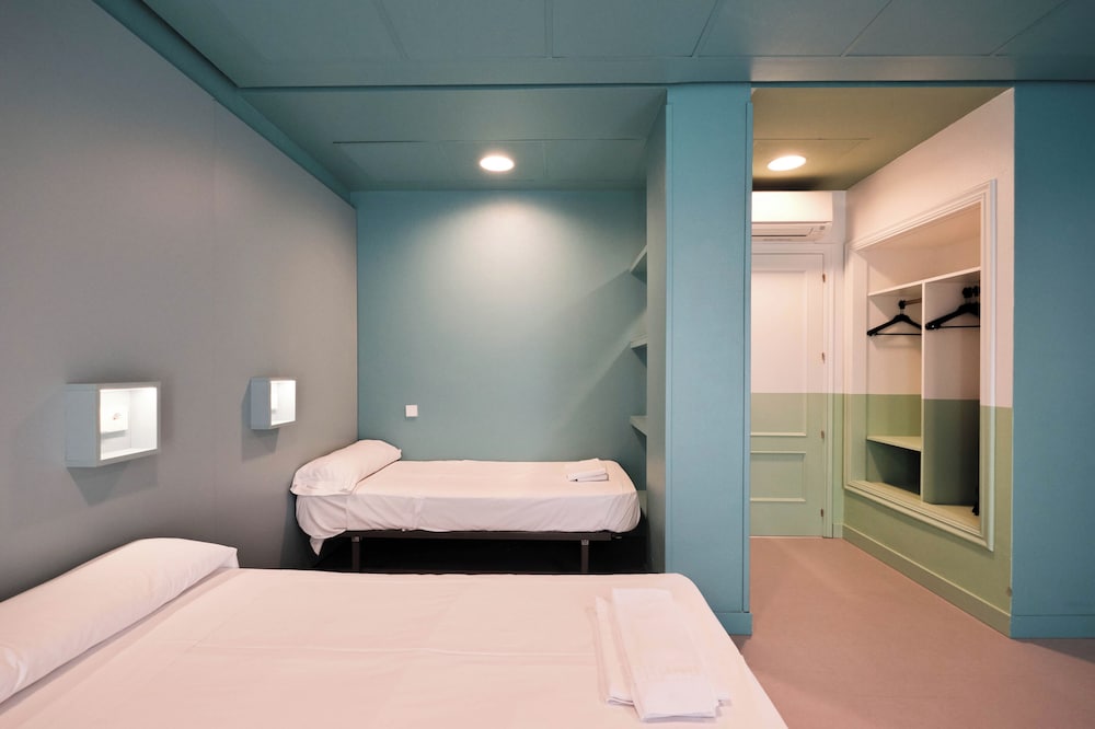 Family Triple Room photo 2