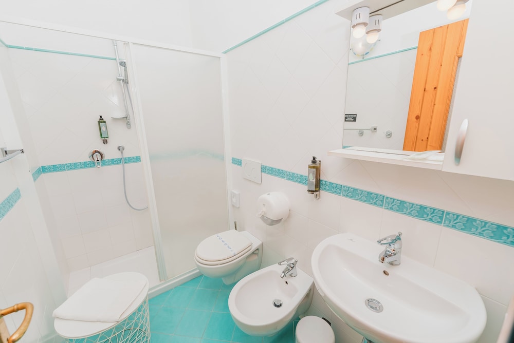 Double Room, Sea View (Depandance) - Photo 26