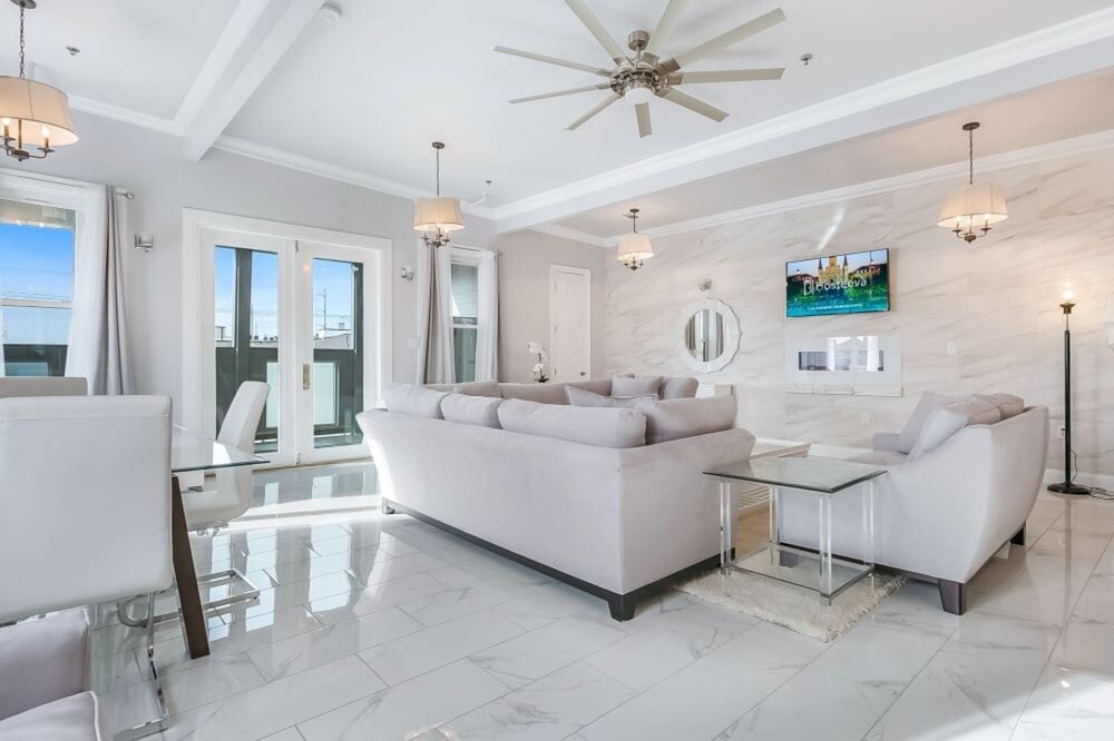 Premium Condo, 5 Bedrooms, Balcony, City View