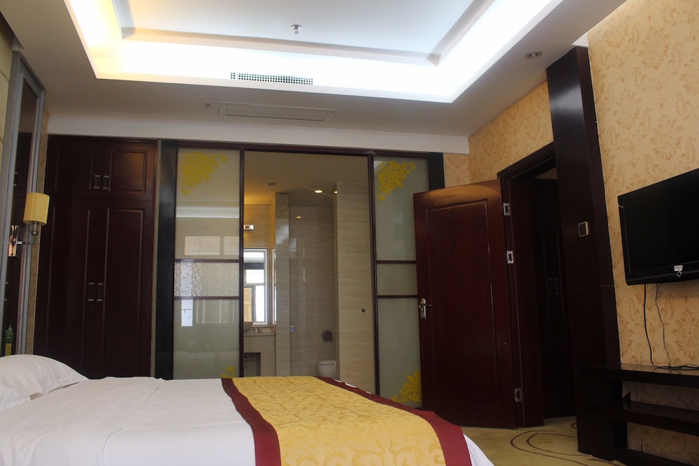 Deluxe Suite photo 1