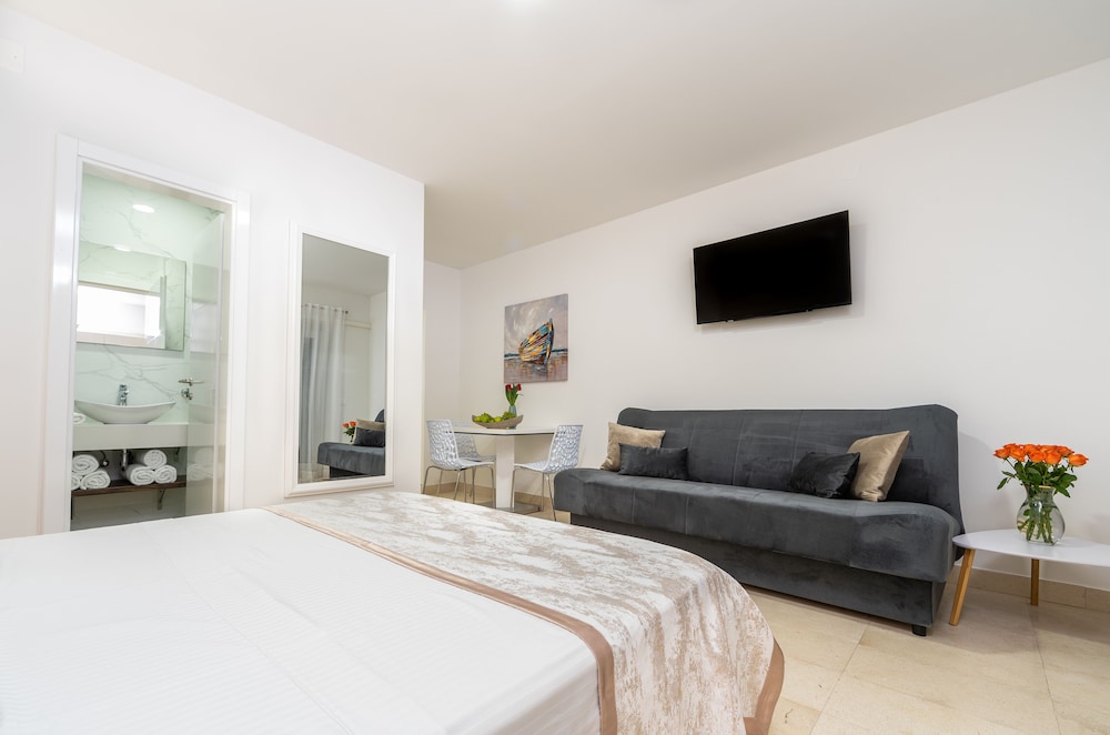 Studio Suite
