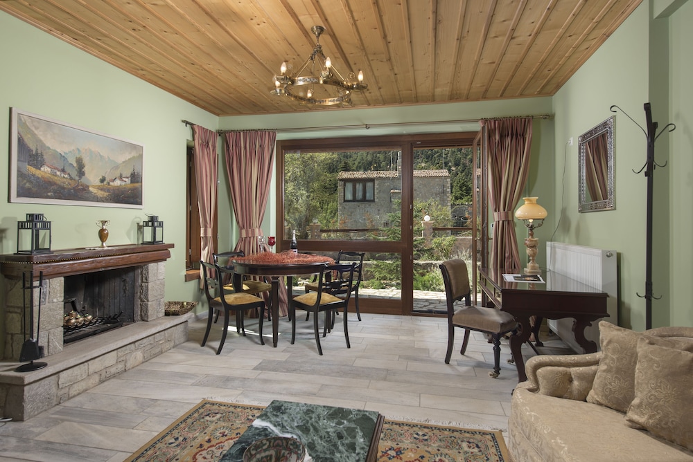 Grand Chalet (Pyrrha) photo 3