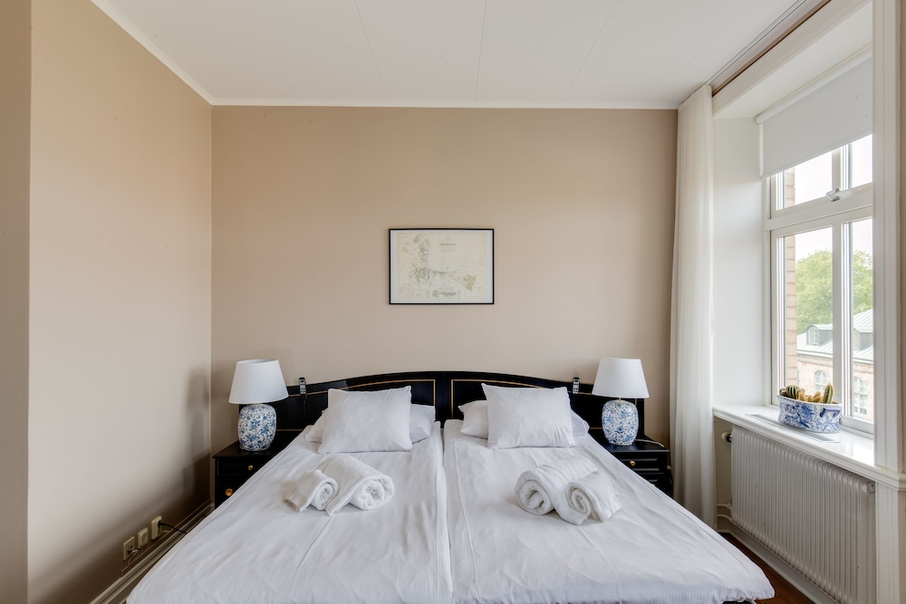 Double Room - Photo 7