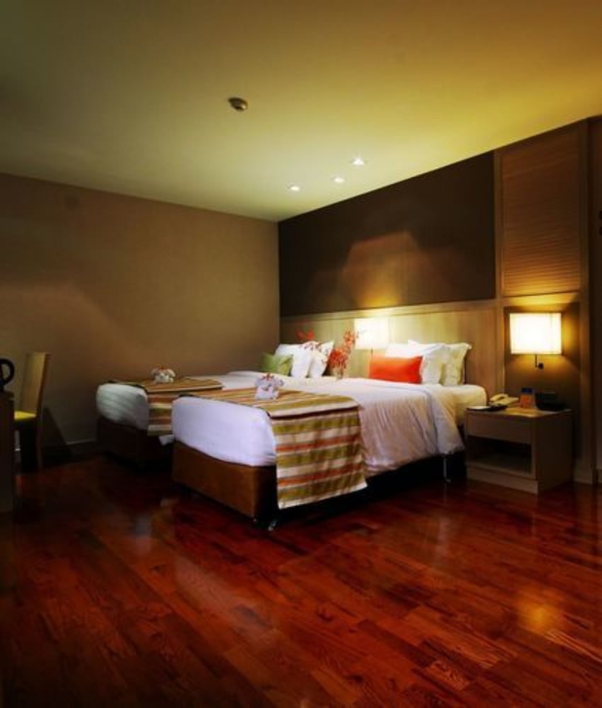 Two Bedroom Suite - Photo 10
