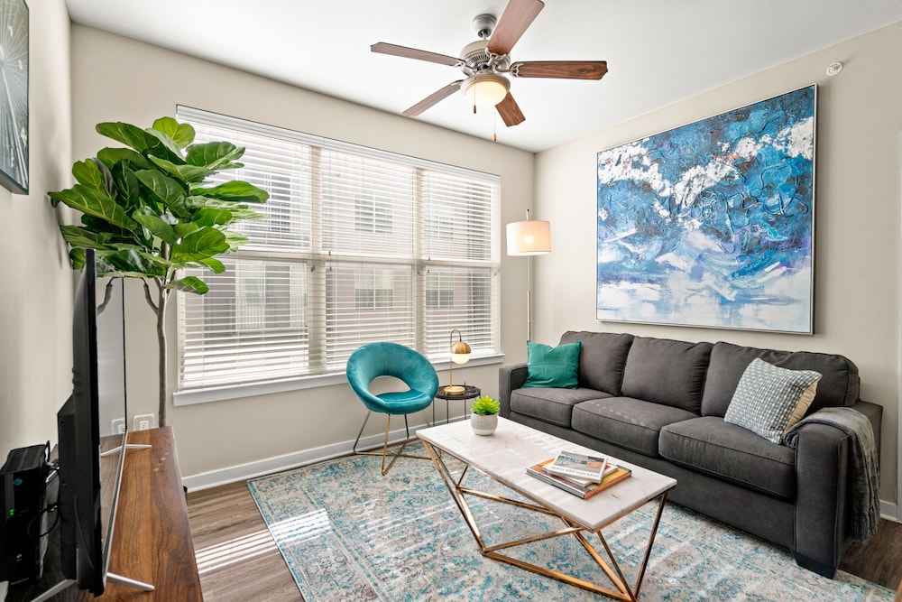 Signature Apartment, 2 Bedrooms, Non Smoking, 2 Bathrooms (Self Check-In With Virtual Front Desk)