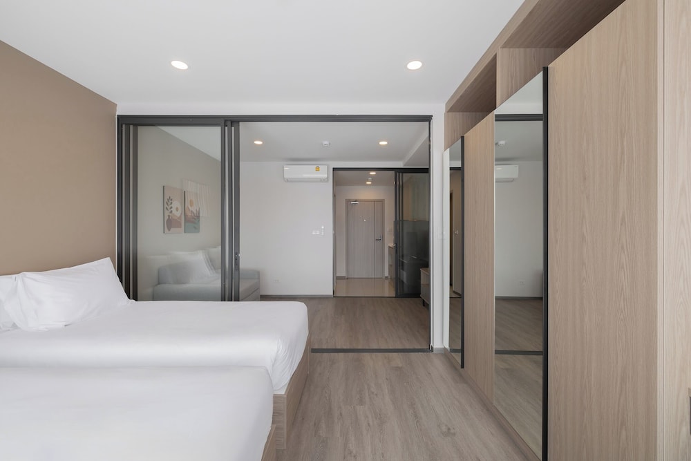 Homey Deluxe 2 Single Beds photo 3