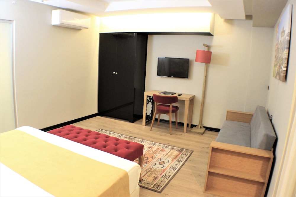Standard Room photo 2