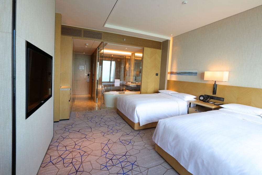 Executive Room, 2 Double Beds, City View - Photo 2