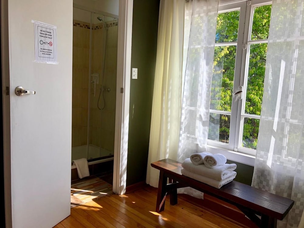 Standard Double or Twin Room, Private Bathroom photo 1