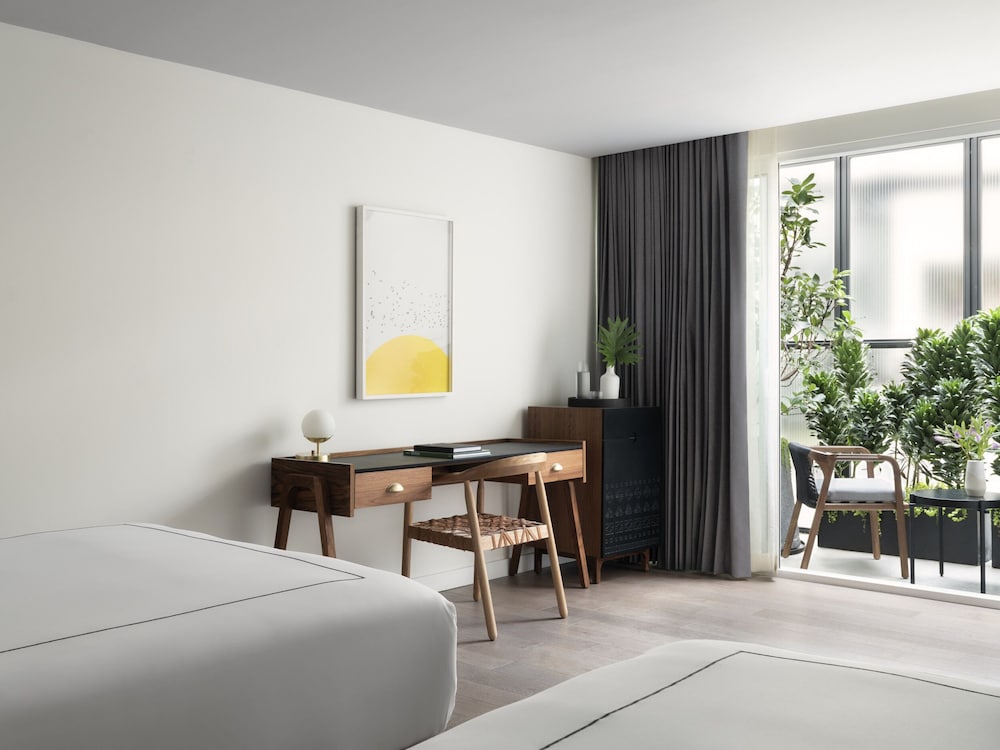 Premium Room, 2 Queen Beds, Terrace (Atrium View) - Photo 4