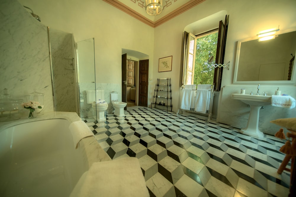 Deluxe Room, Private Bathroom, Garden View photo 2
