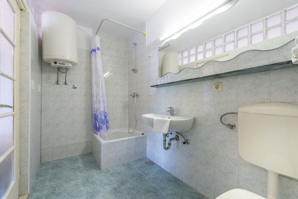 Comfort Triple Room, Terrace, Sea View (B2) photo 2