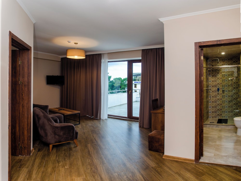 Deluxe Double Room, Balcony, Sea View
