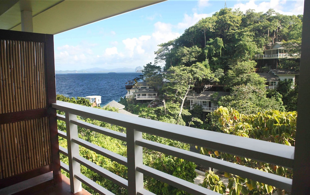Family Suite, Terrace, Partial Sea View photo 2
