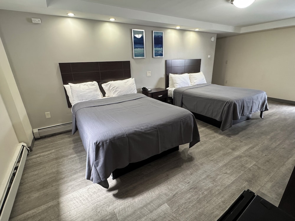 Standard Double Room, 2 Queen Beds, Non Smoking