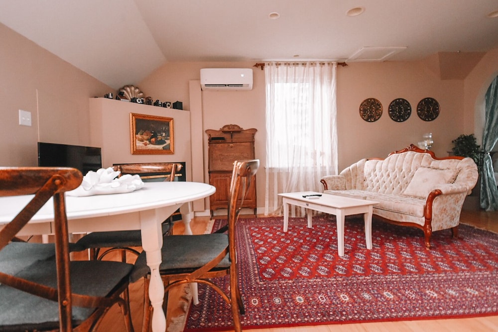 Penthouse photo 2