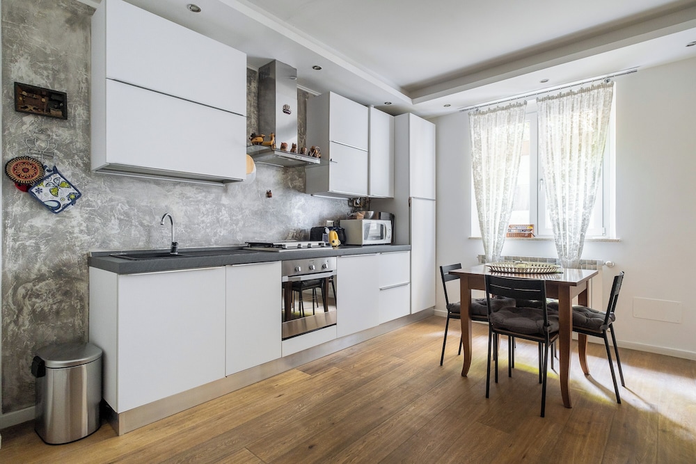 Apartment - Photo 11