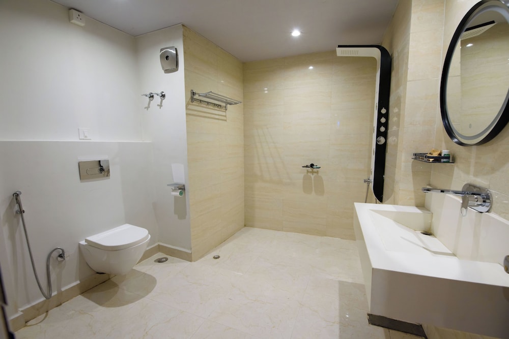 Presidential Suite, City View photo 3