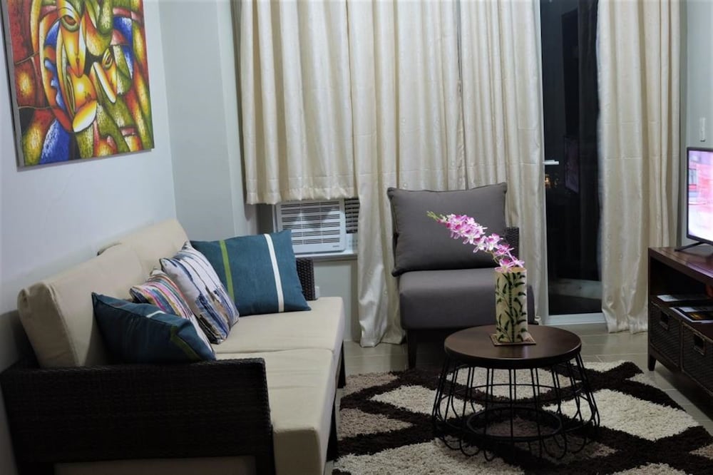 Standard Room with Balcony photo 2