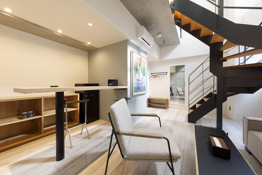 Mei ATRIUM - Photo 1