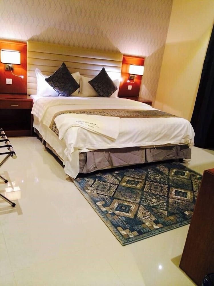 Luxury Apartment, 2 Bedrooms, Kitchen