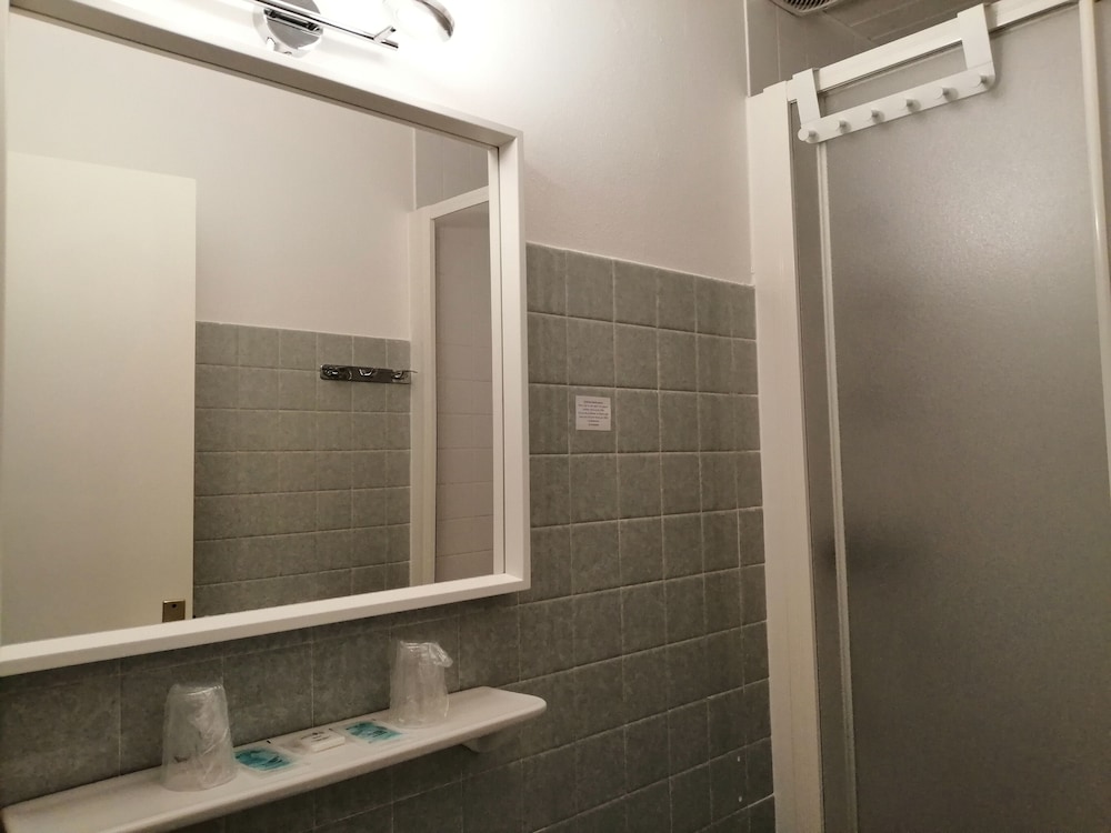 Family Triple Room - Photo 5