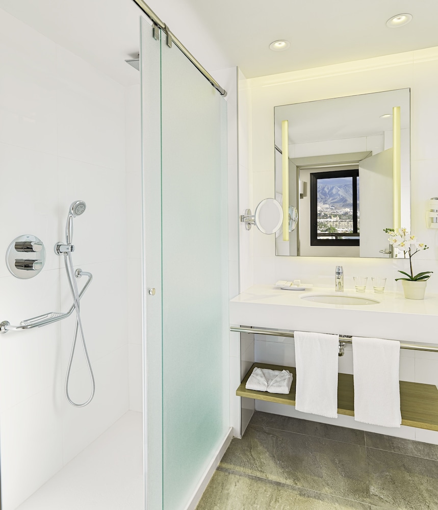 Double Room, Pool View (3 adults) Double Room, Pool View (3 adults)
