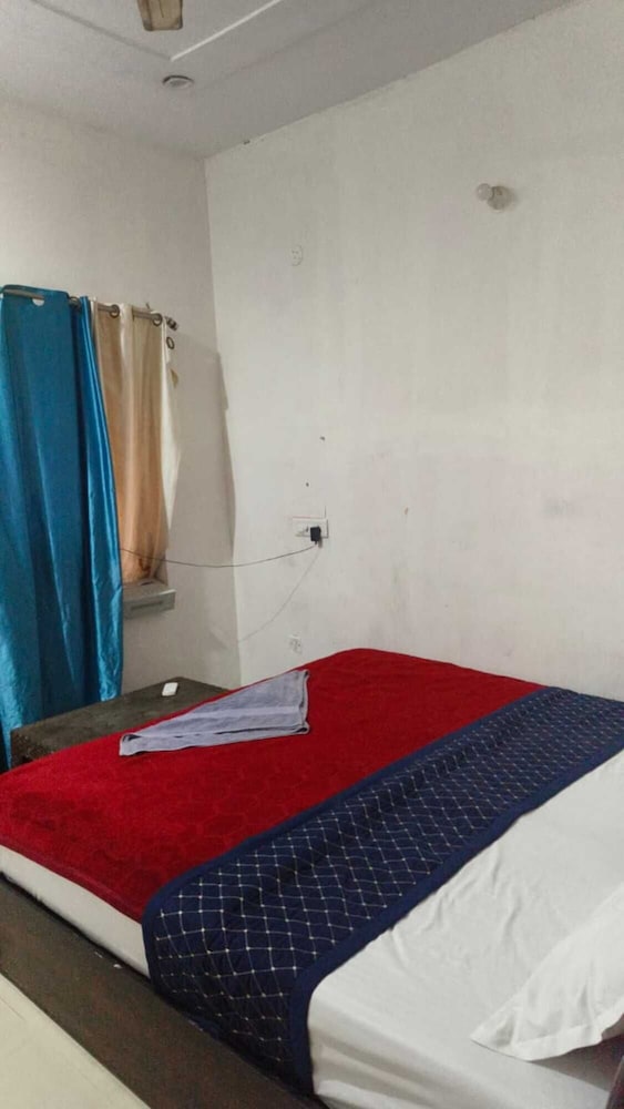 Standard Room photo 2