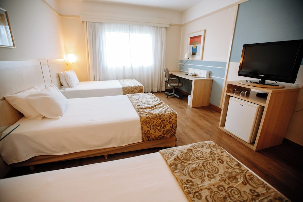 Superior Triple Room, Multiple Beds photo 2