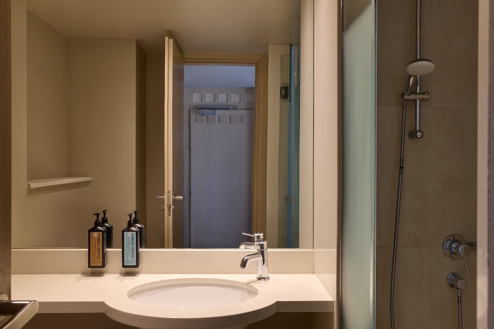 Double Room Inland View for 3 - Photo 9